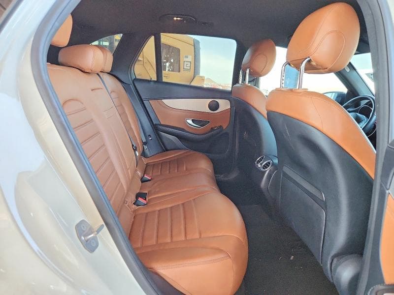 2017 MERCEDES-BENZ GLC 300 11