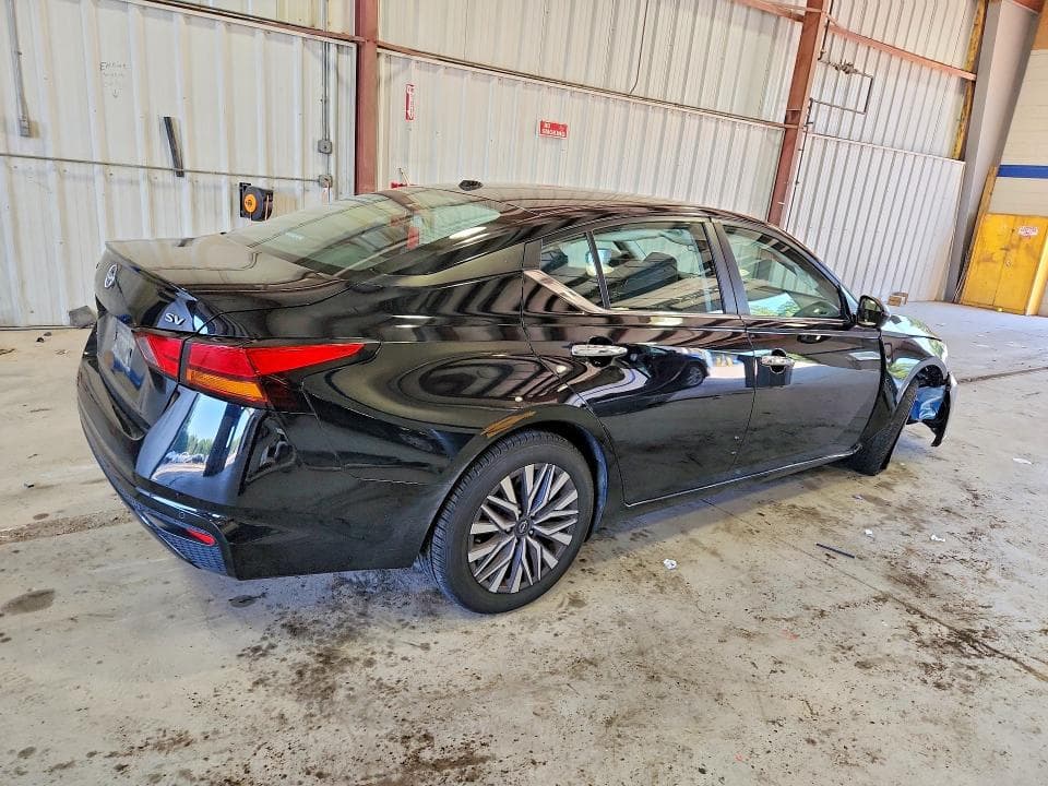 2024 NISSAN ALTIMA SV 3