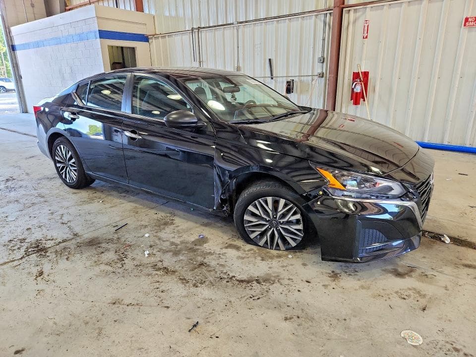 2024 NISSAN ALTIMA SV 4