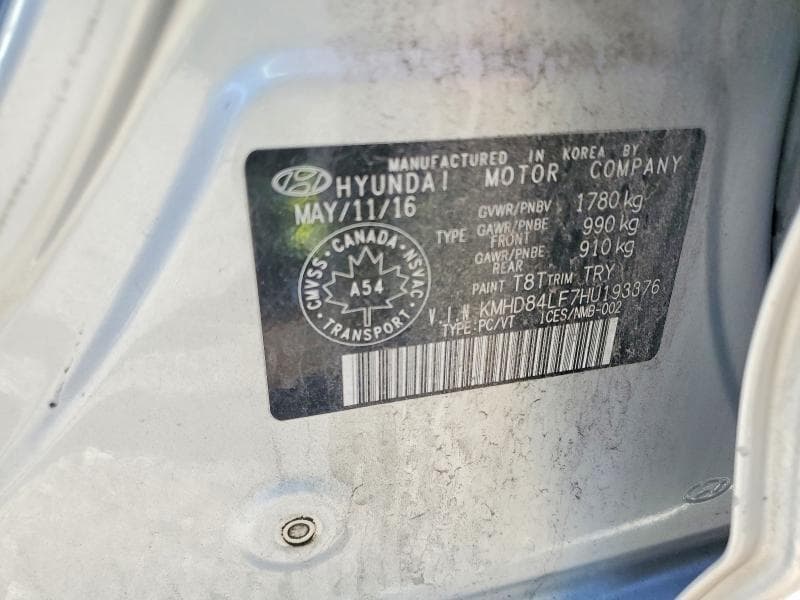 2017 HYUNDAI ELANTRA SE 12