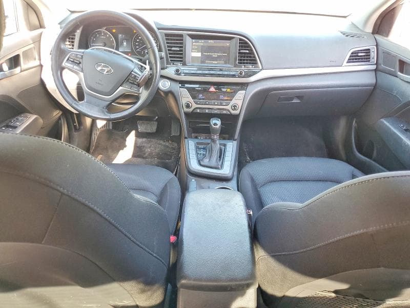 2017 HYUNDAI ELANTRA SE 8