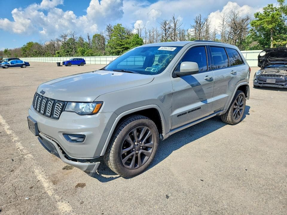 2019 JEEP GRAND CHEROKEE LAREDO - 1