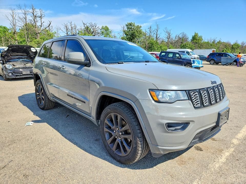 2019 JEEP GRAND CHEROKEE LAREDO 4
