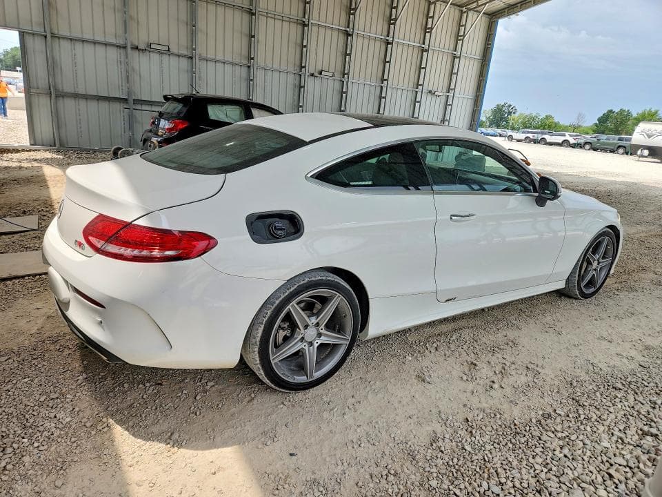 2017 MERCEDES-BENZ C 300 3