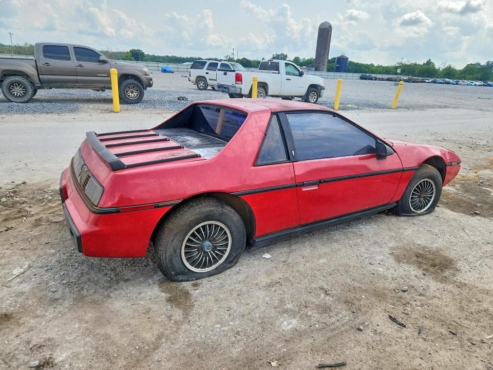 1984 PONTIAC FIERO SPORT 3