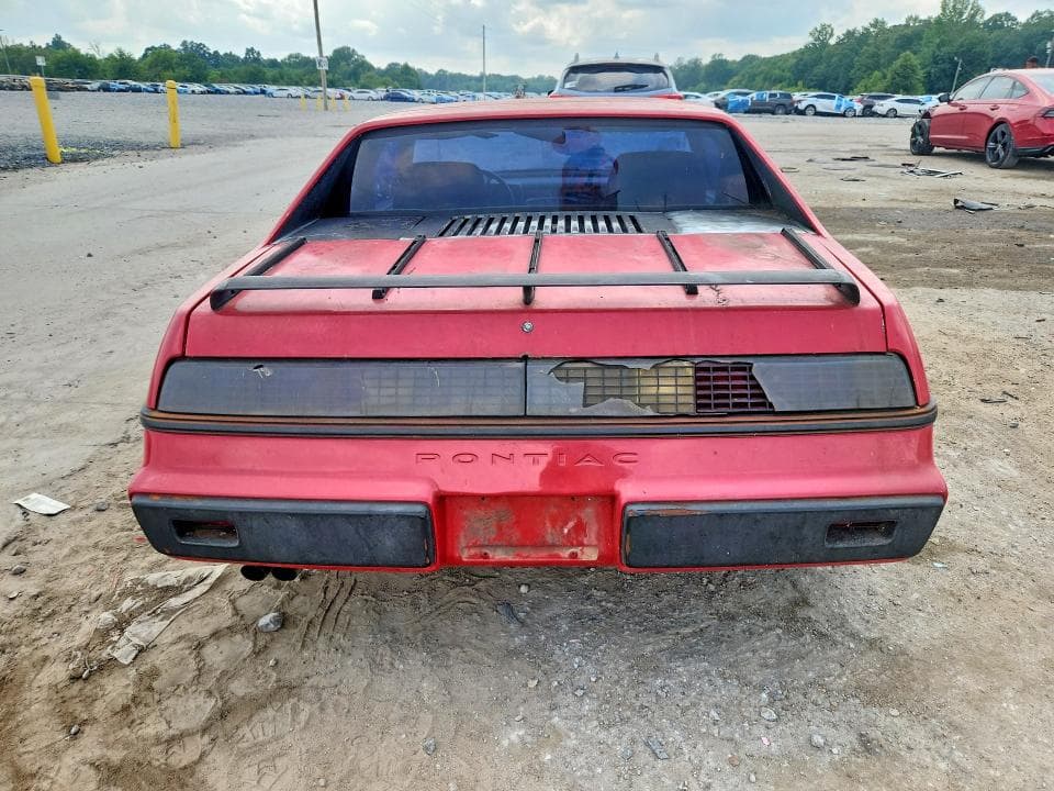 1984 PONTIAC FIERO SPORT 6