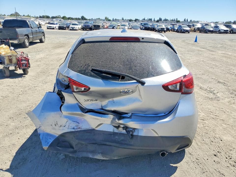 2020 TOYOTA YARIS HATCHBACK LE 6