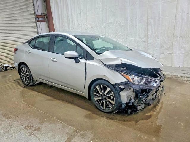 2022 NISSAN VERSA SV 4