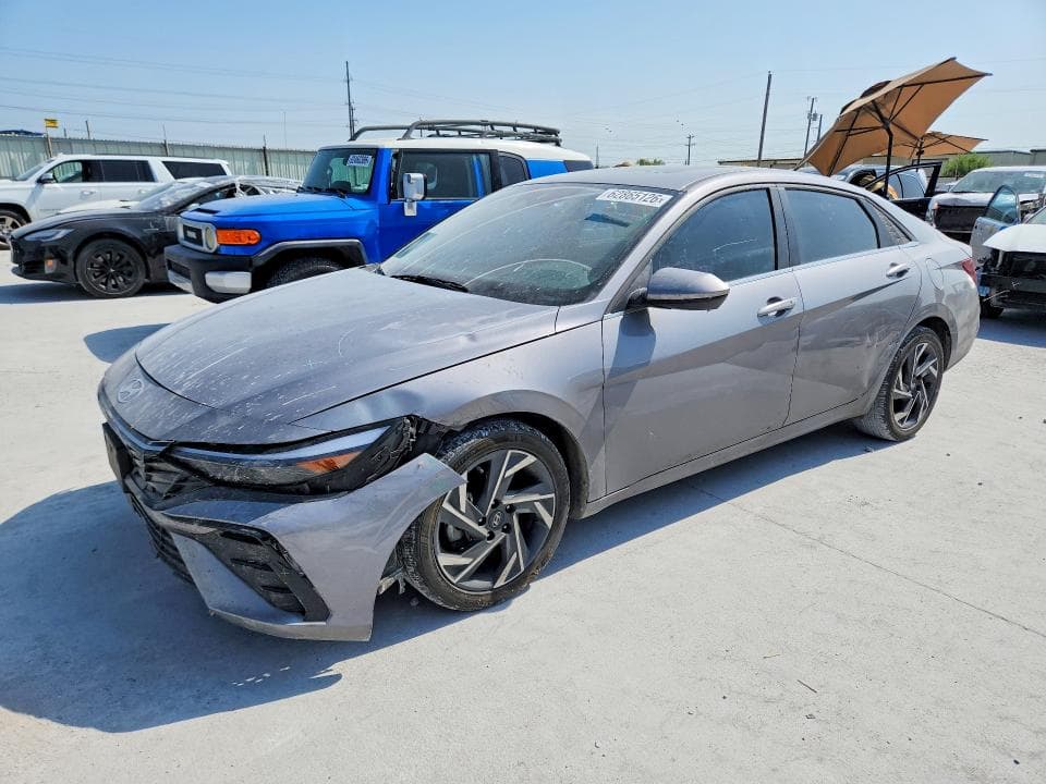2024 HYUNDAI ELANTRA SEL - 1