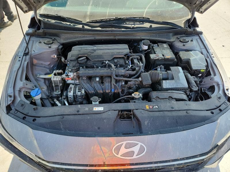 2024 HYUNDAI ELANTRA SEL 11