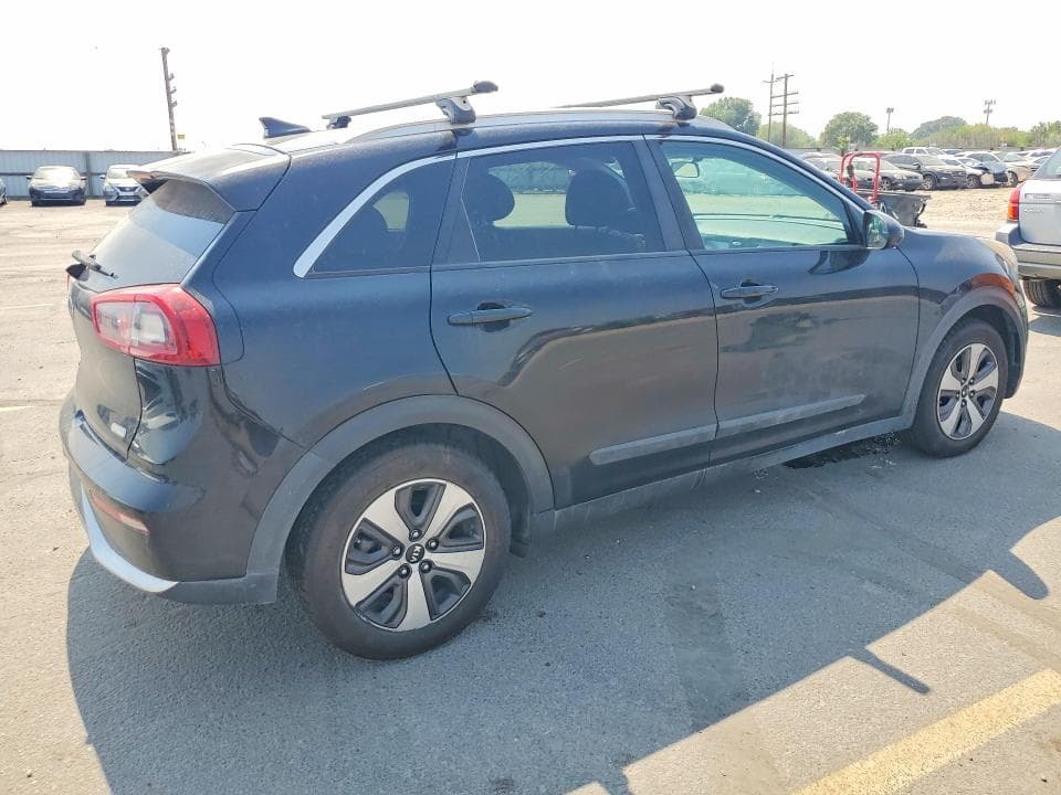 2017 KIA NIRO LX 3