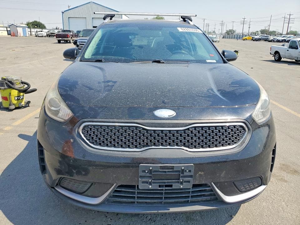 2017 KIA NIRO LX 5