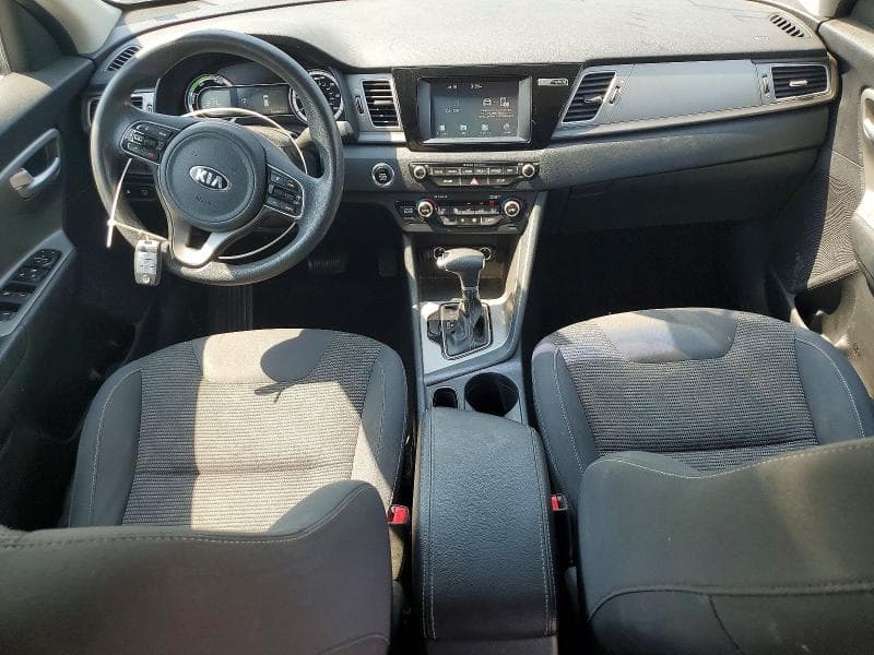 2017 KIA NIRO LX 8
