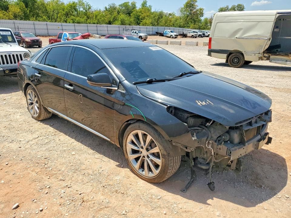 2018 CADILLAC XTS 4