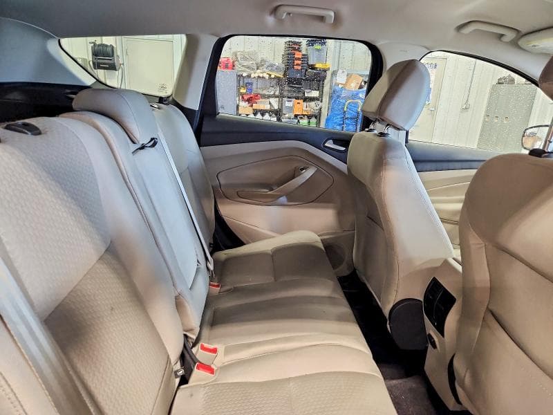 2017 FORD ESCAPE SE 11