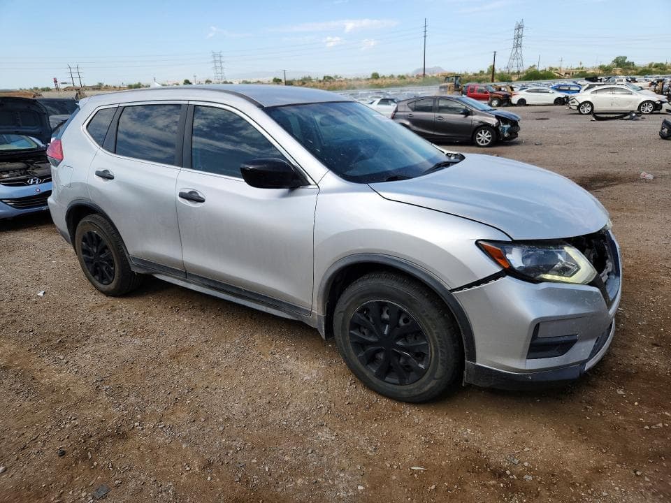 2017 NISSAN ROGUE S 4