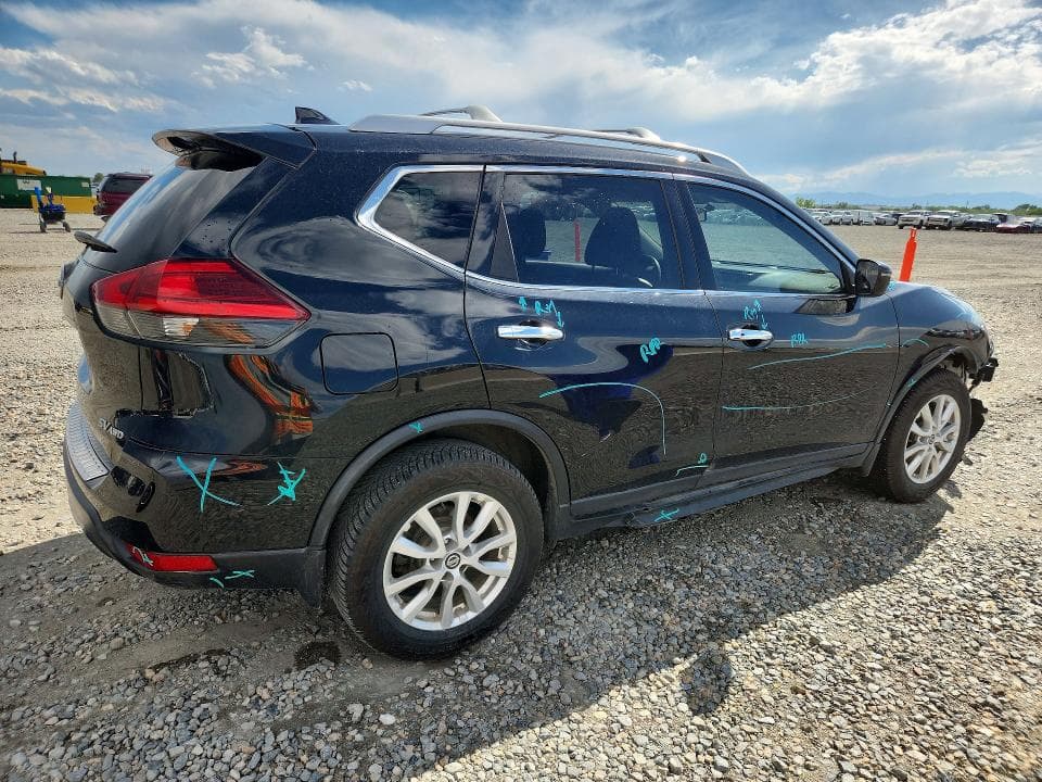 2017 NISSAN ROGUE SV 3