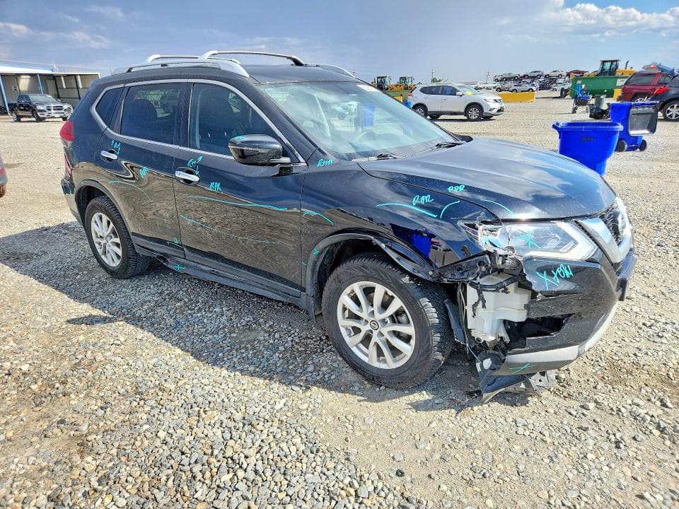 2017 NISSAN ROGUE SV 4