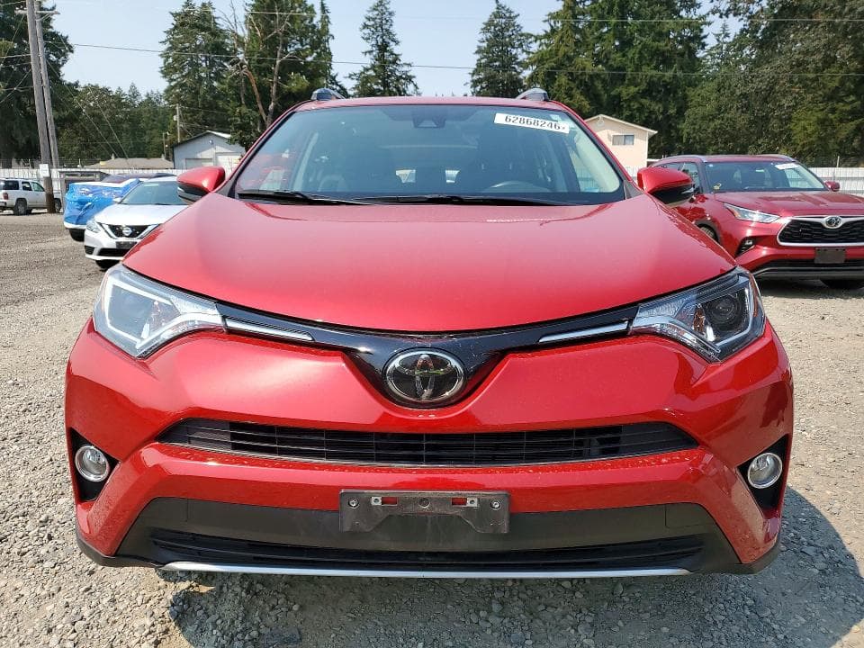 2017 TOYOTA RAV4 XLE 5
