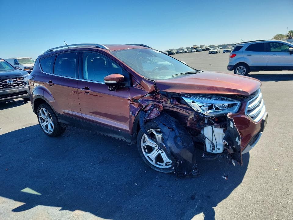 2018 FORD ESCAPE TITANIUM 4