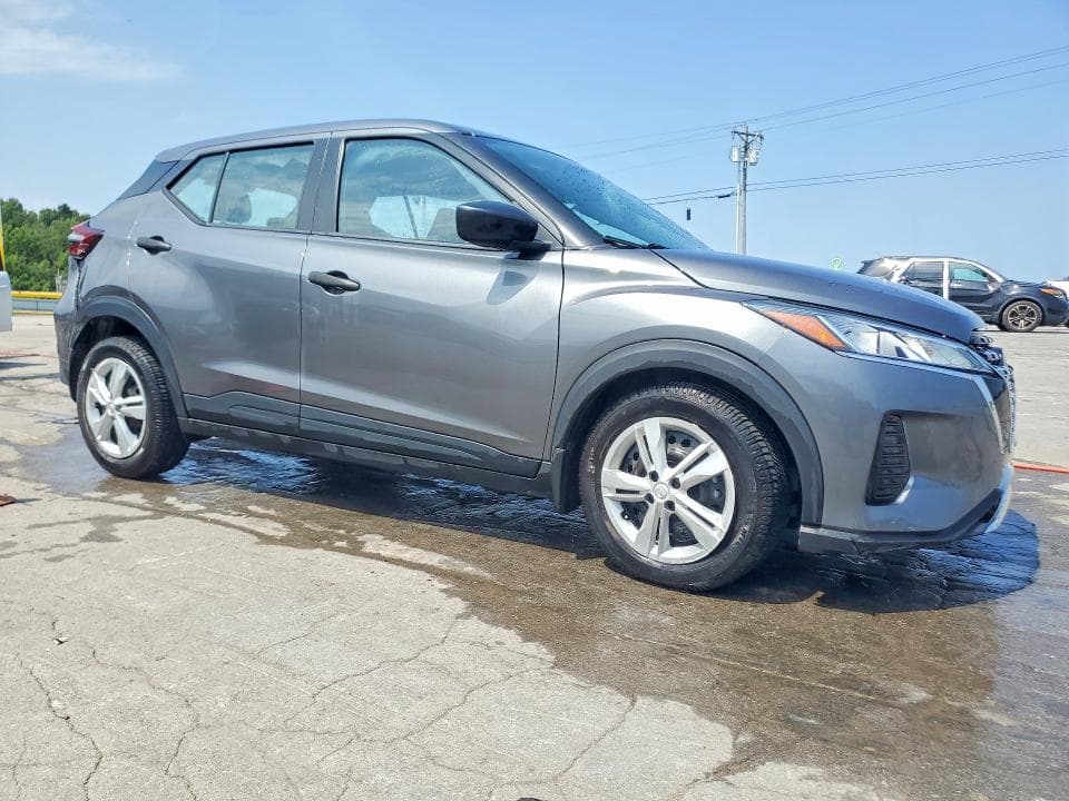 2024 NISSAN KICKS S 4