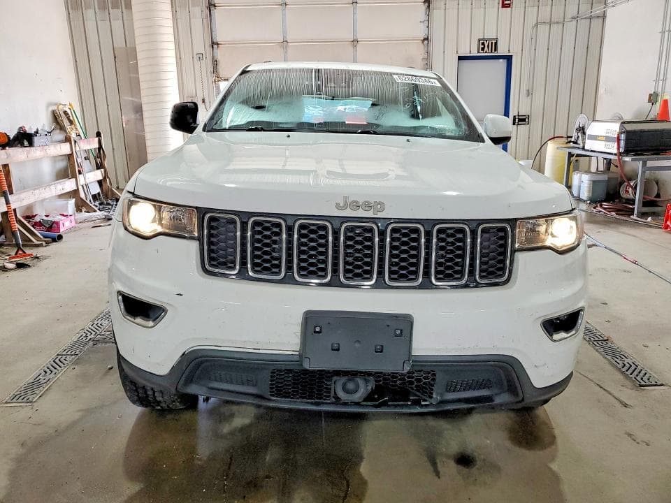 2020 JEEP GRAND CHEROKEE LAREDO 5