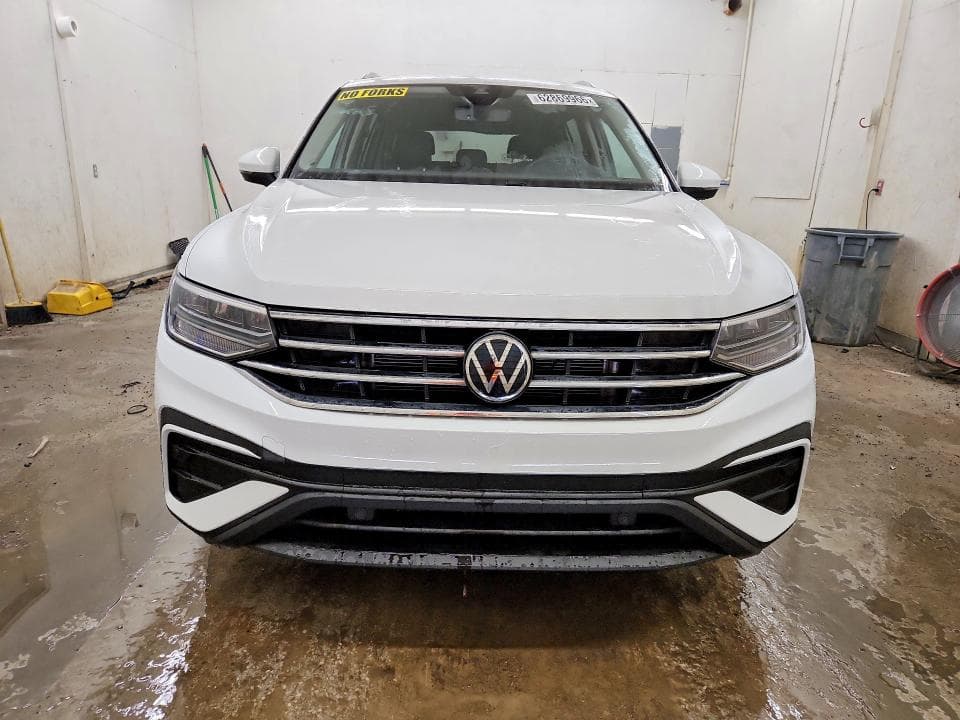 2022 VOLKSWAGEN TIGUAN SE 5