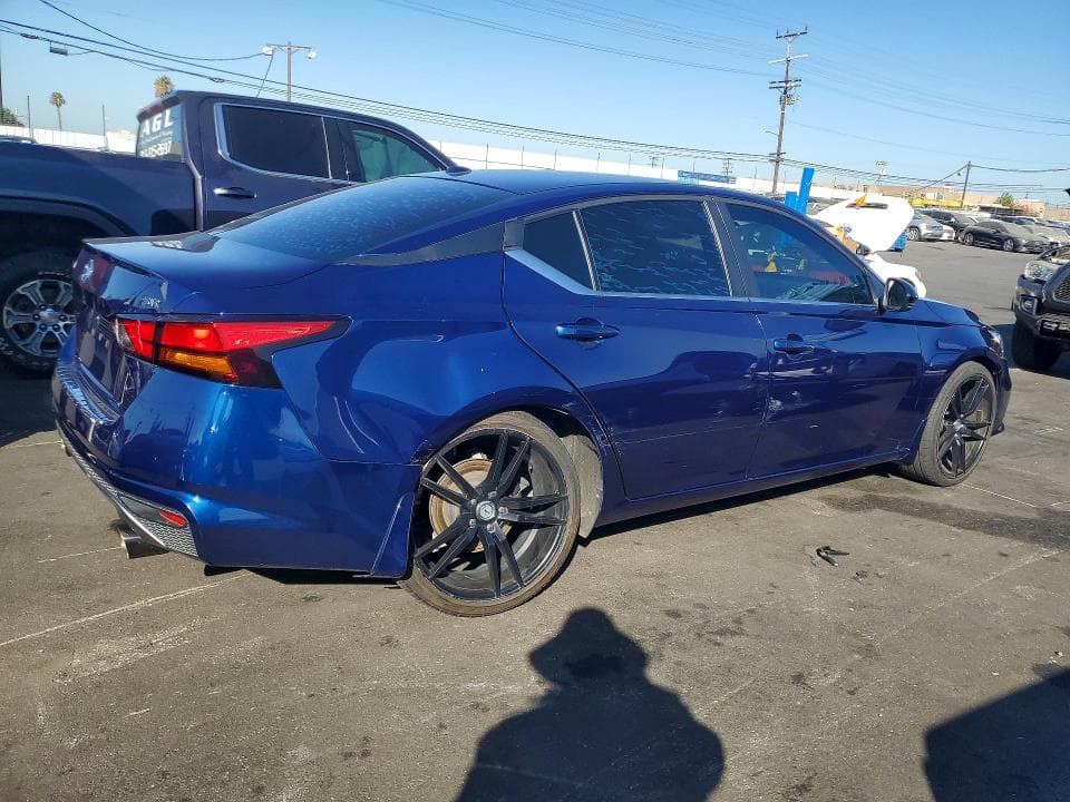 2019 NISSAN ALTIMA SR 3
