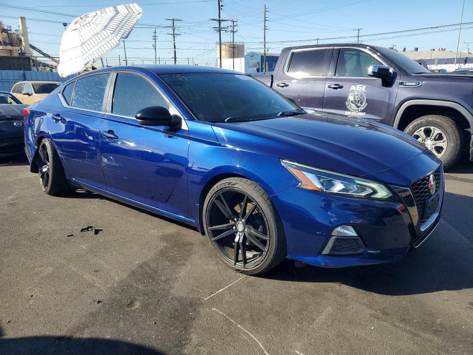 2019 NISSAN ALTIMA SR 4