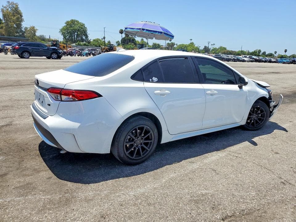 2022 TOYOTA COROLLA LE 3