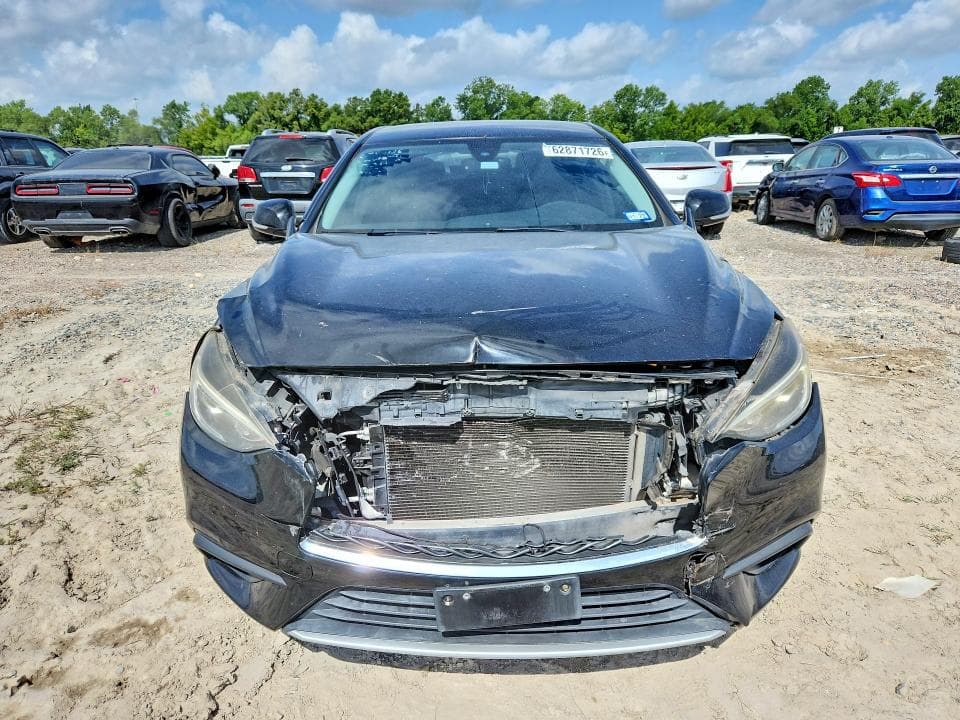 2018 INFINITI QX30 PURE 5