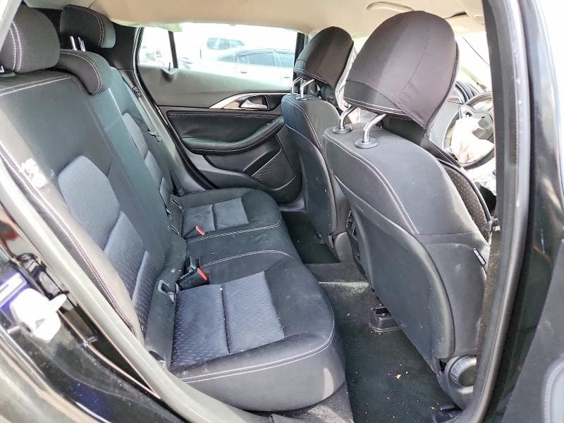 2018 INFINITI QX30 PURE 10