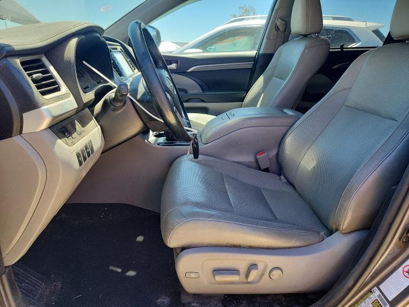 2017 TOYOTA HIGHLANDER HYBRID LIMITED PLATINUM 7