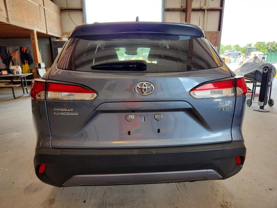 2024 TOYOTA COROLLA CROSS LE 6