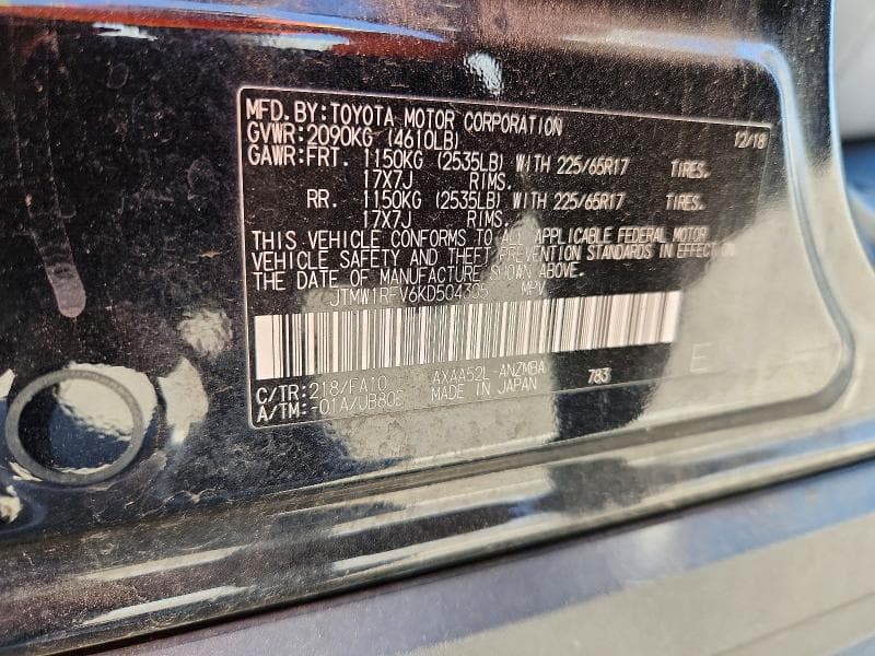 2019 TOYOTA RAV4 XLE 13