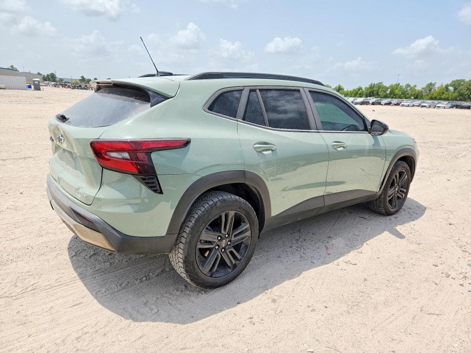 2025 CHEVROLET TRAX ACTIV 3