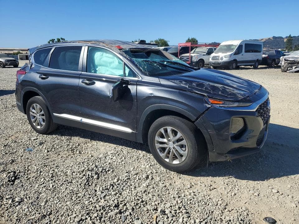 2020 HYUNDAI SANTA FE SE 4