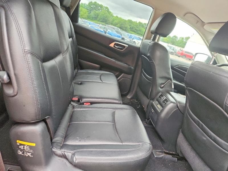 2019 NISSAN PATHFINDER S 12