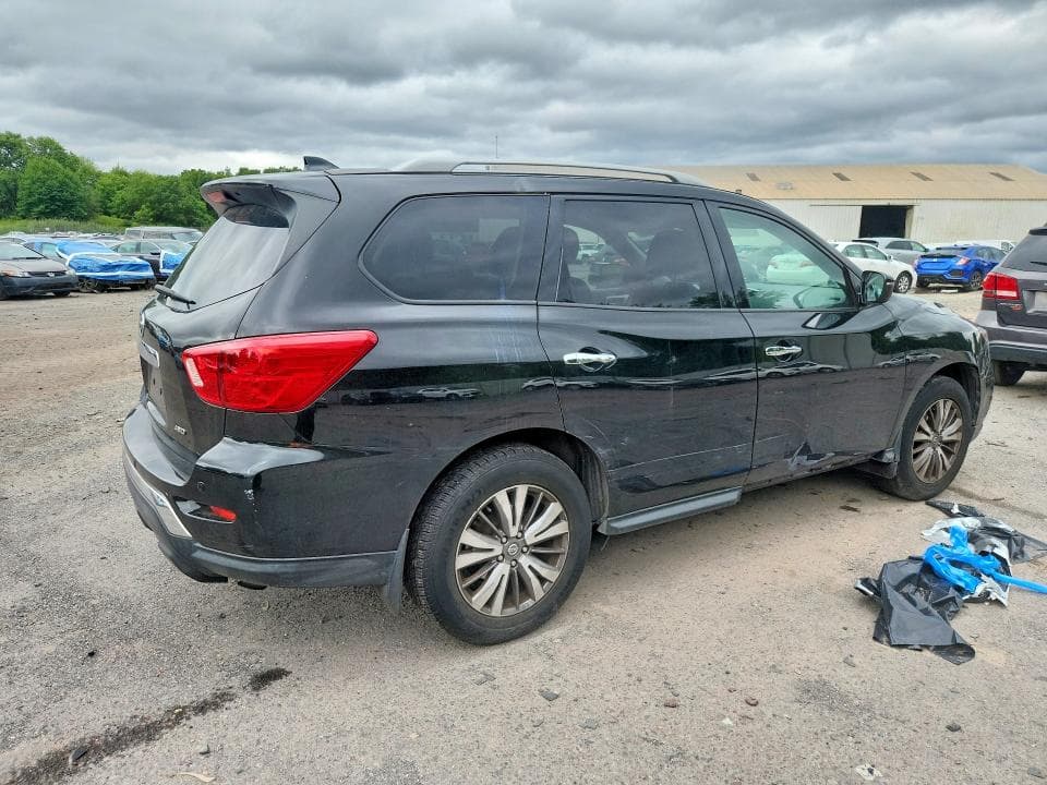 2019 NISSAN PATHFINDER S 4