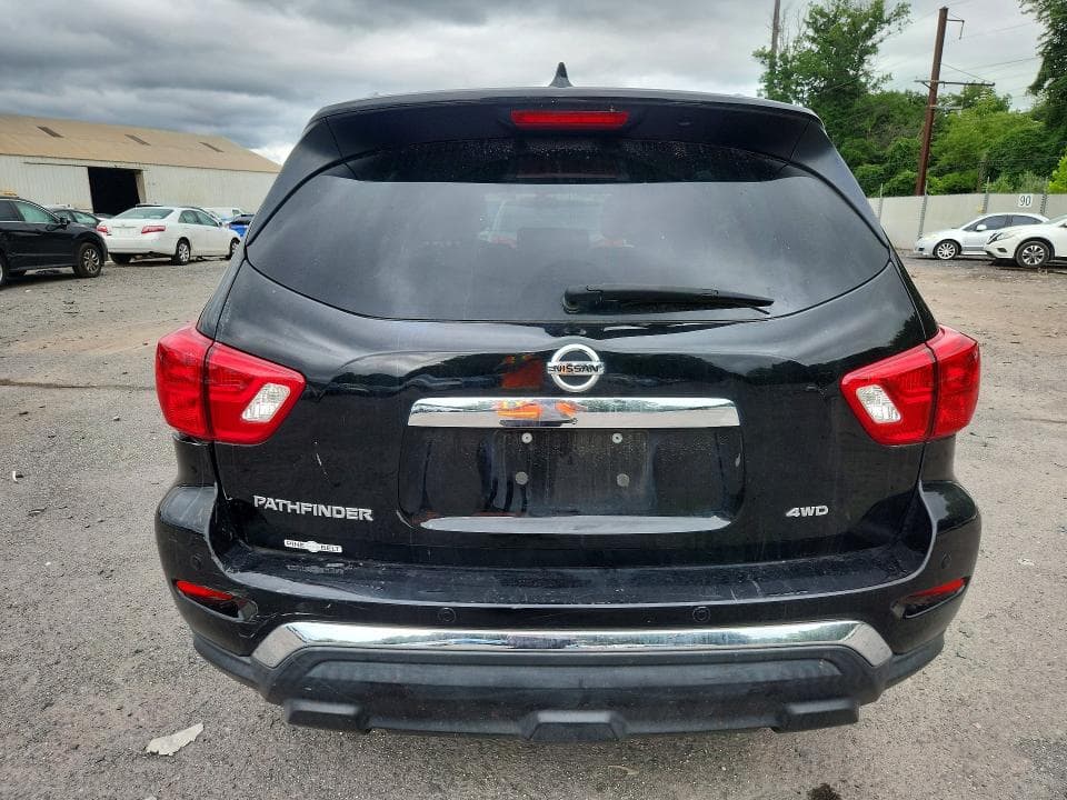 2019 NISSAN PATHFINDER S 7