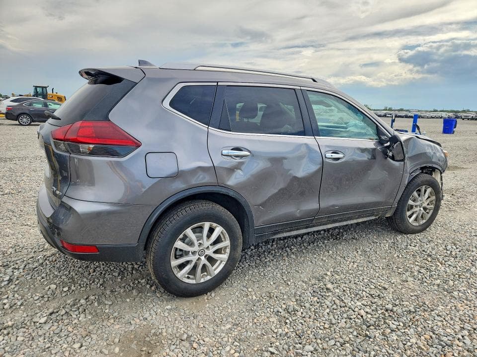 2020 NISSAN ROGUE SV 3