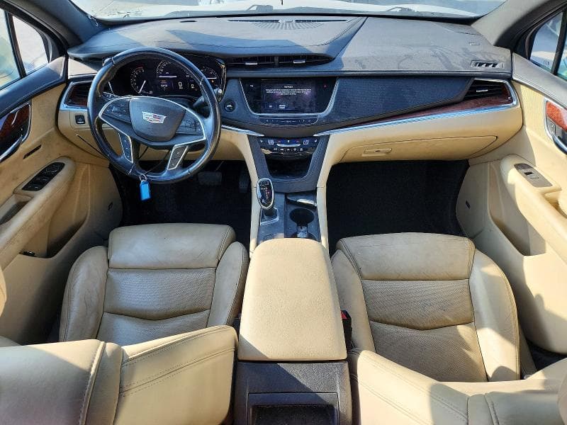 2017 CADILLAC XT5 LUXURY 8