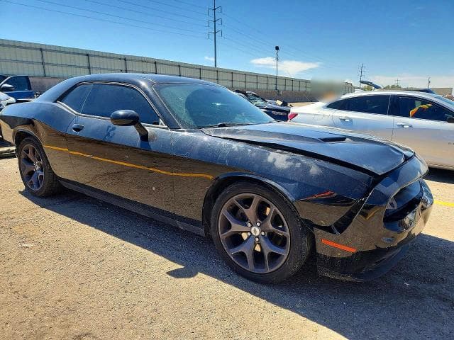 2017 DODGE CHALLENGER SXT 4