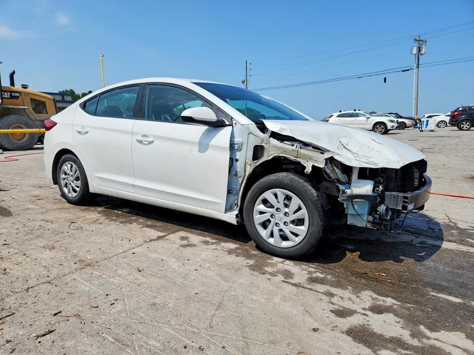 2018 HYUNDAI ELANTRA SEL 4