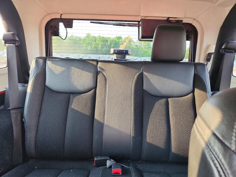 2017 JEEP WRANGLER SAHARA 10