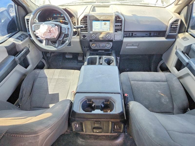2017 FORD F150 SUPERCREW 8