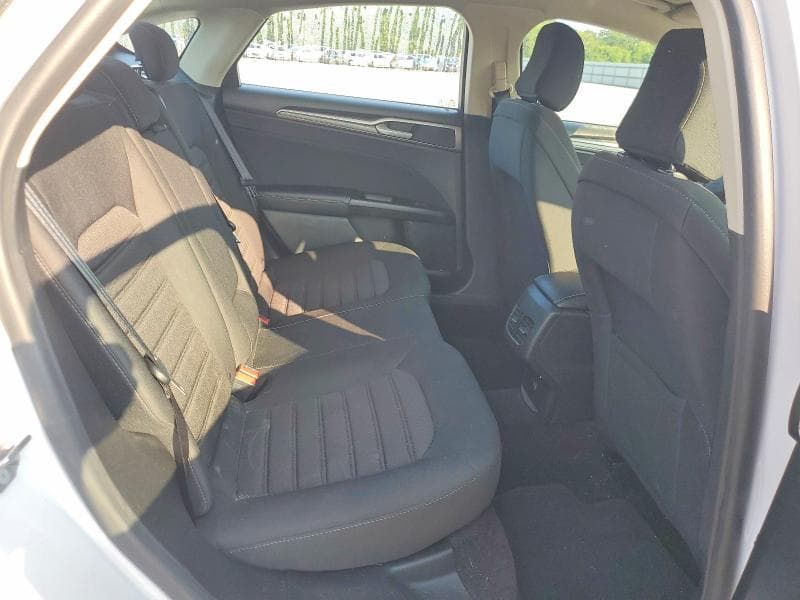 2020 FORD FUSION SE 10