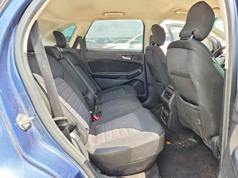 2018 FORD EDGE SE 11