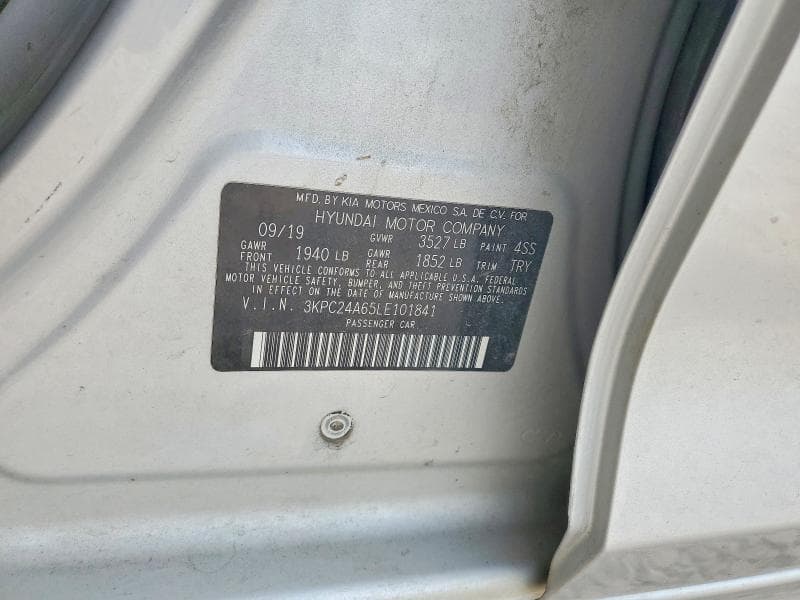2020 HYUNDAI ACCENT SE 12