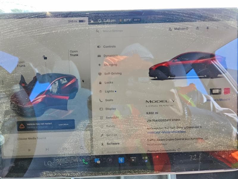 2026 TESLA MODEL Y 9